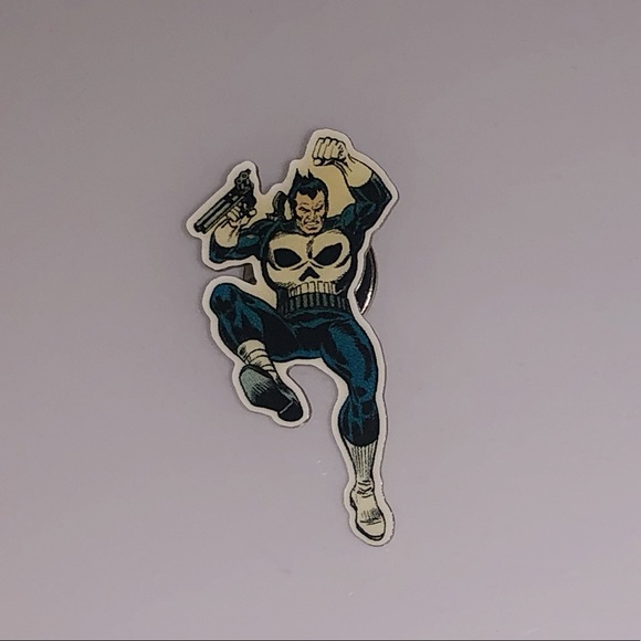 CCG Authentic Marvel Punisher Collectors Pin - Picture 1 of 1